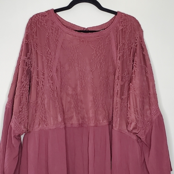 Torrid Peplum Bell Sleeve Top Size 6X Stretch Lace Knit Bodice Fairycore Tunic - Picture 4 of 15